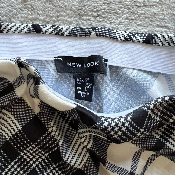 New Look Plaid MIDI Skirt - 6 - Picture 3 of 4